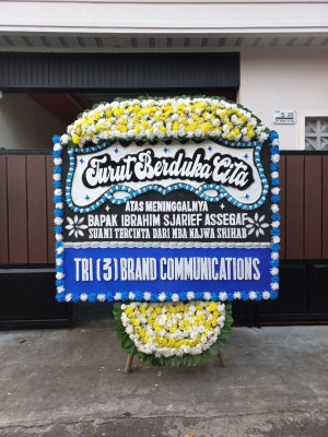 Papan Bunga Duka di Sungai Mandau
